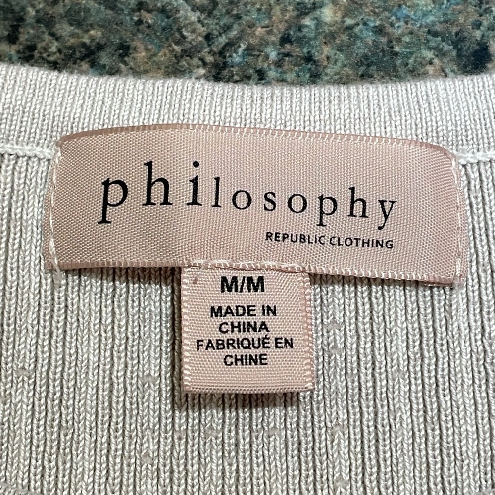 Philosophy cream ribbed sleeveless sweater with V yolk size Medium - Picture 7 of 9